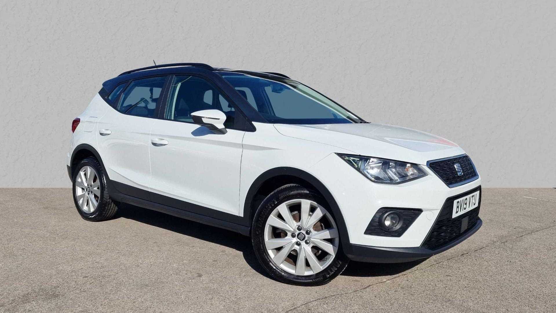 Main listing image - SEAT Arona