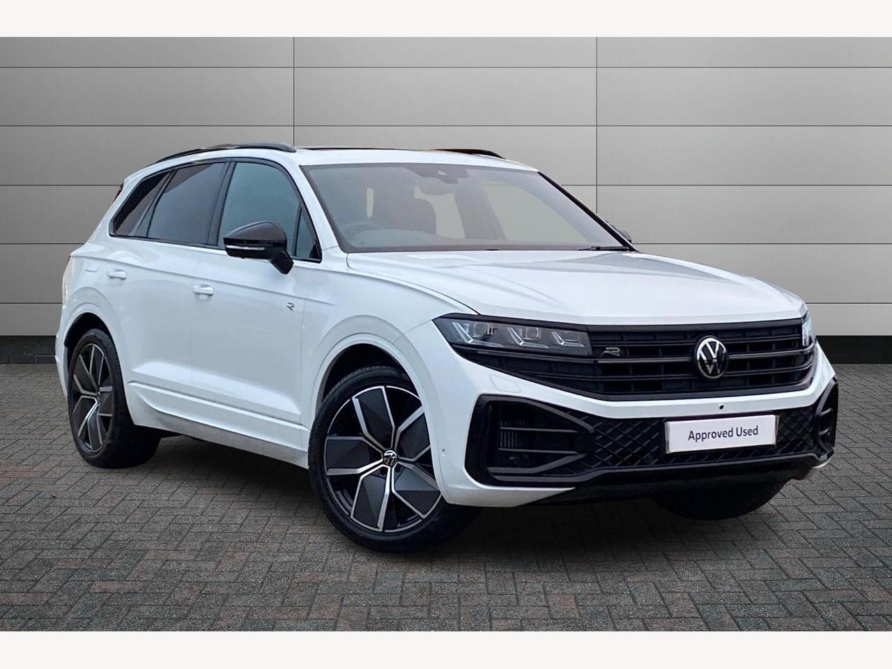 Main listing image - Volkswagen Touareg