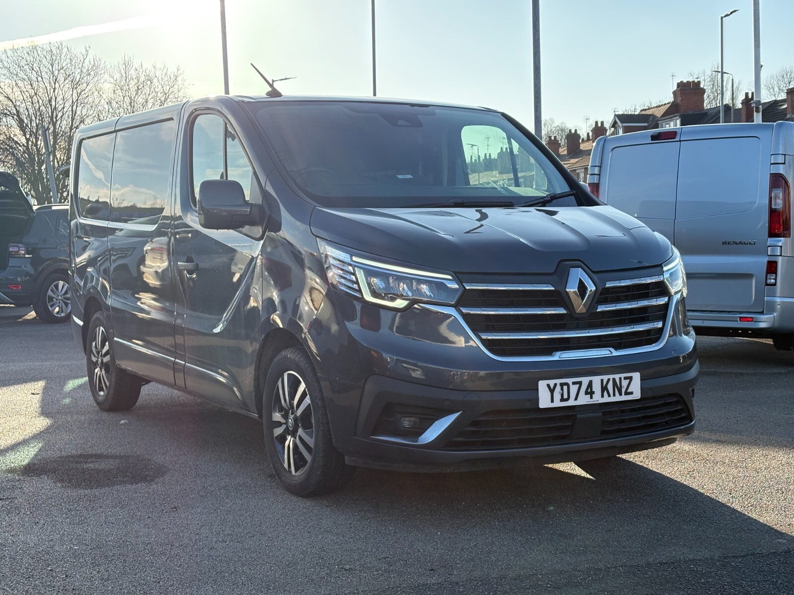 Main listing image - Renault Trafic