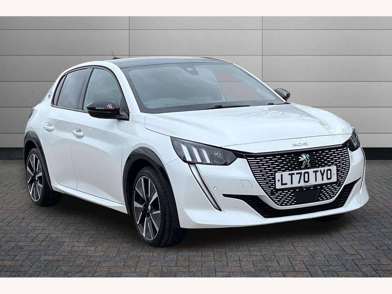 Main listing image - Peugeot e-208