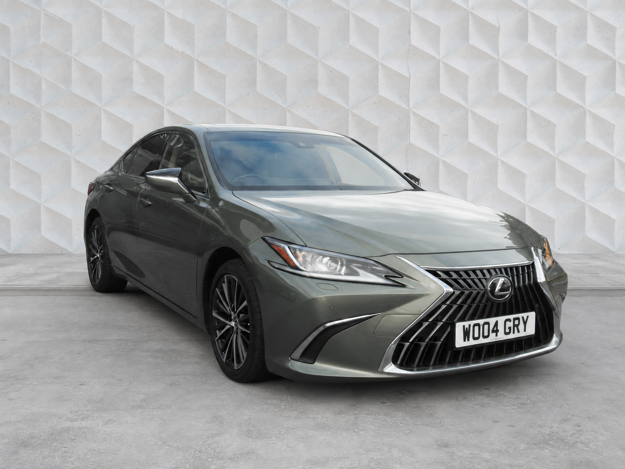 Main listing image - Lexus ES