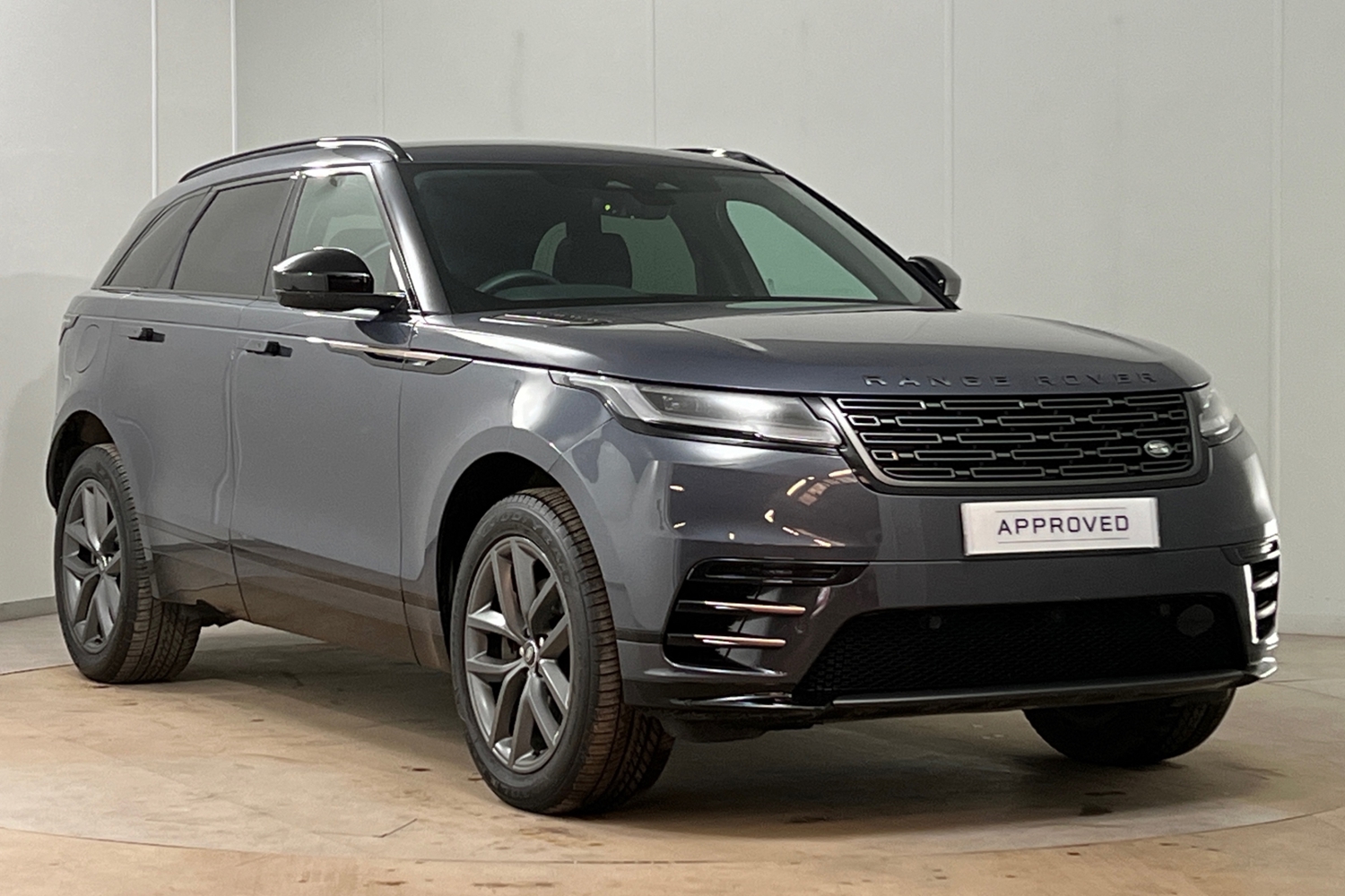 Main listing image - Land Rover Range Rover Velar