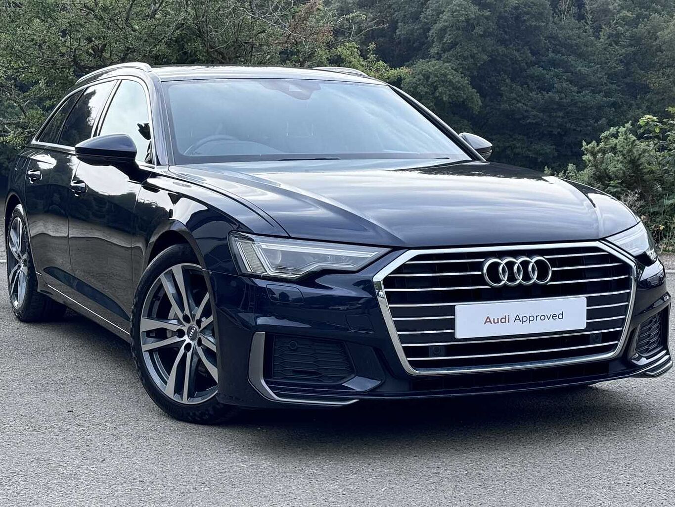 Main listing image - Audi A6