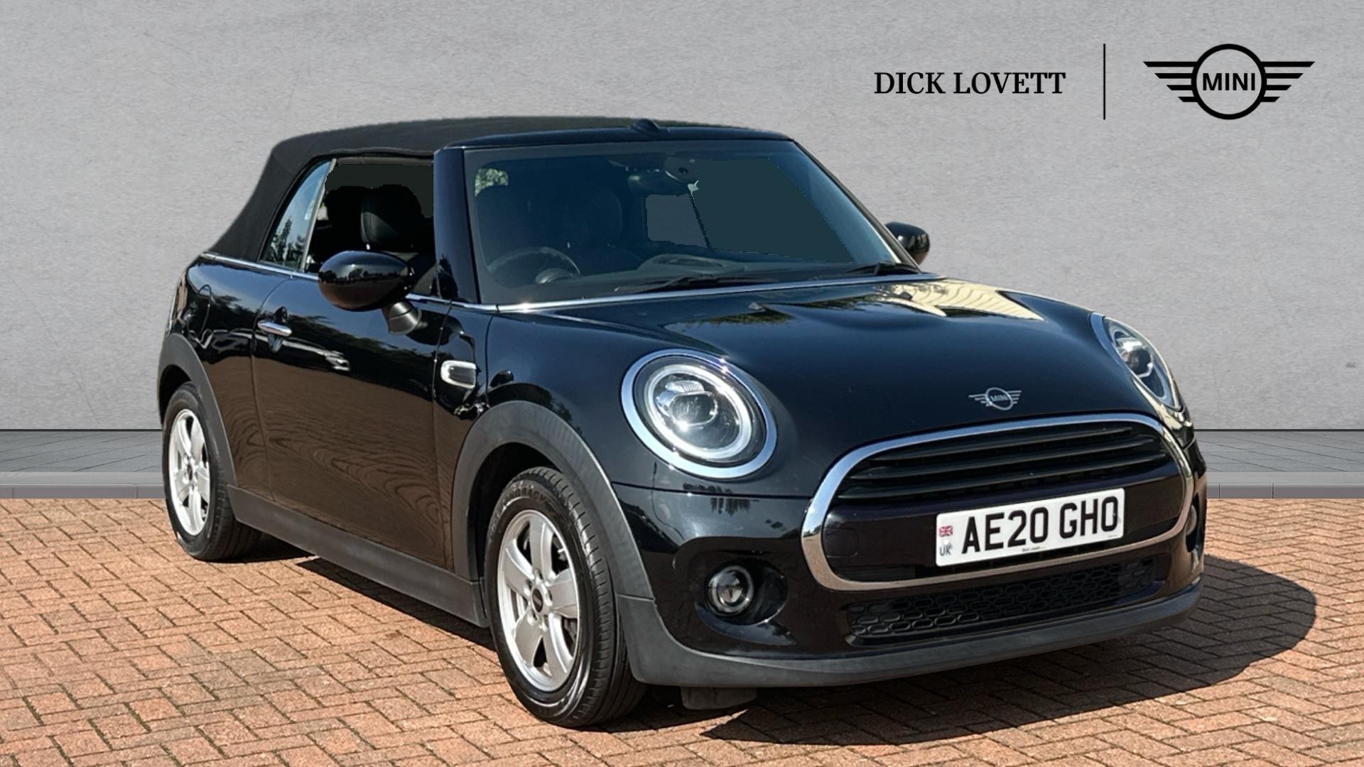 Main listing image - MINI Convertible