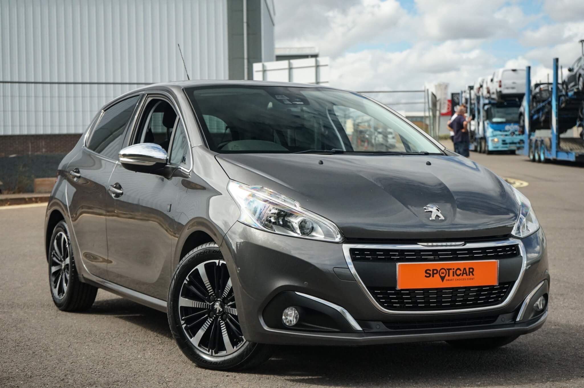 Main listing image - Peugeot 208