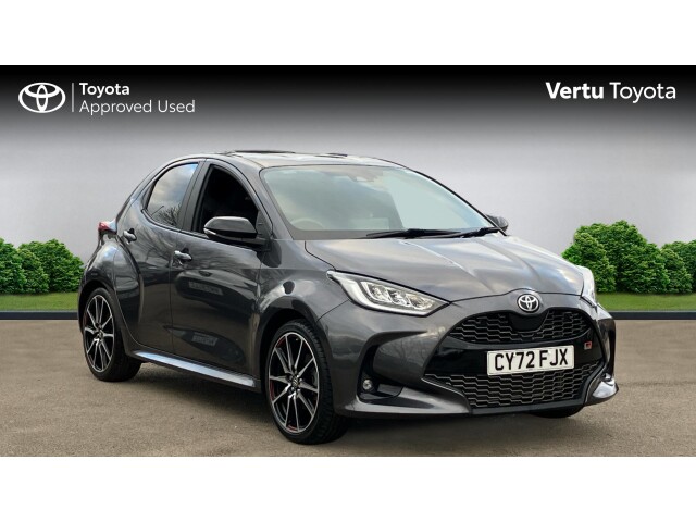 Main listing image - Toyota Yaris