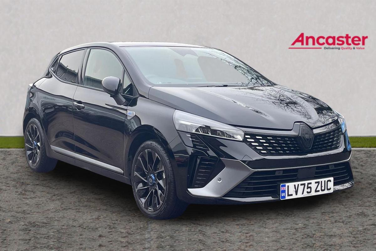 Main listing image - Renault Clio