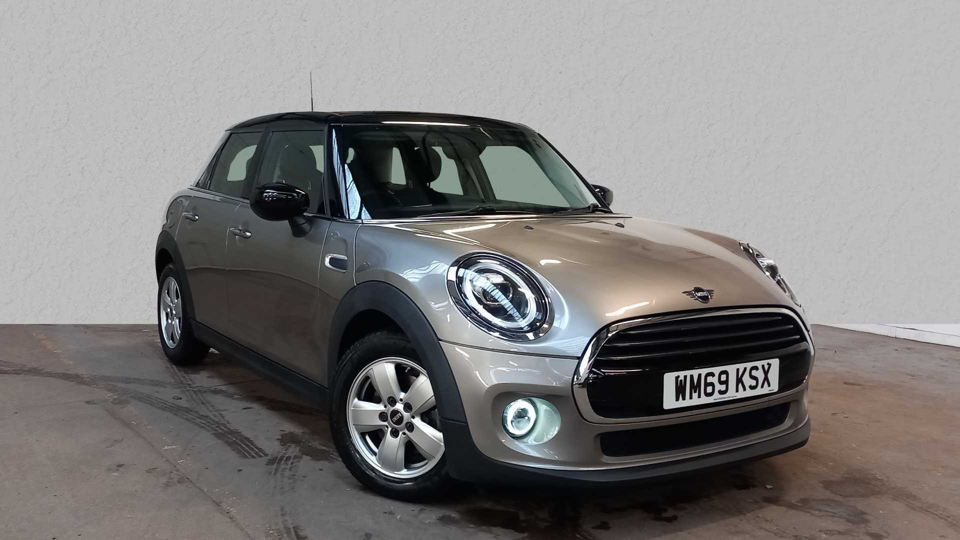 Main listing image - MINI Hatchback 5dr