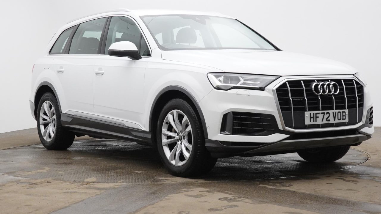 Main listing image - Audi Q7