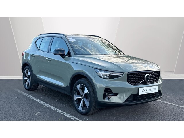 Main listing image - Volvo XC40