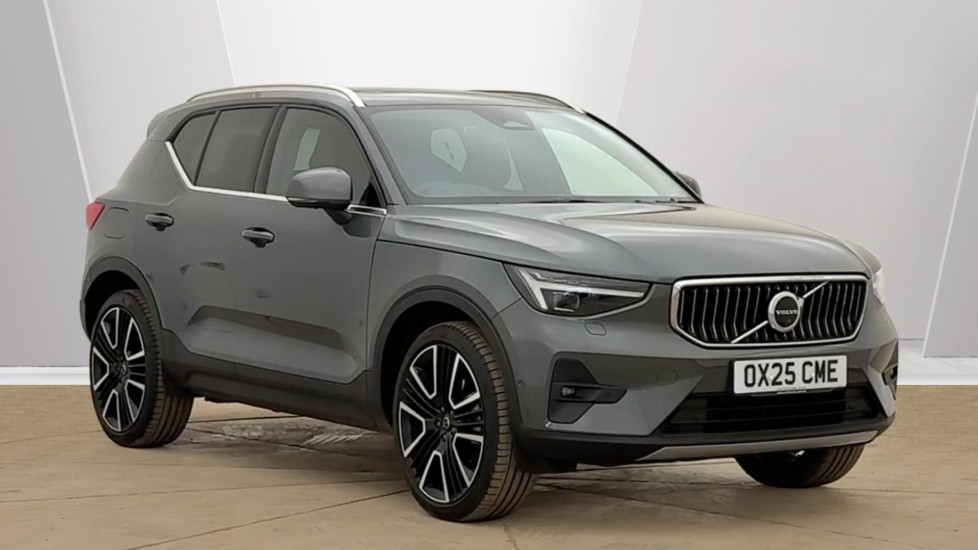Main listing image - Volvo XC40