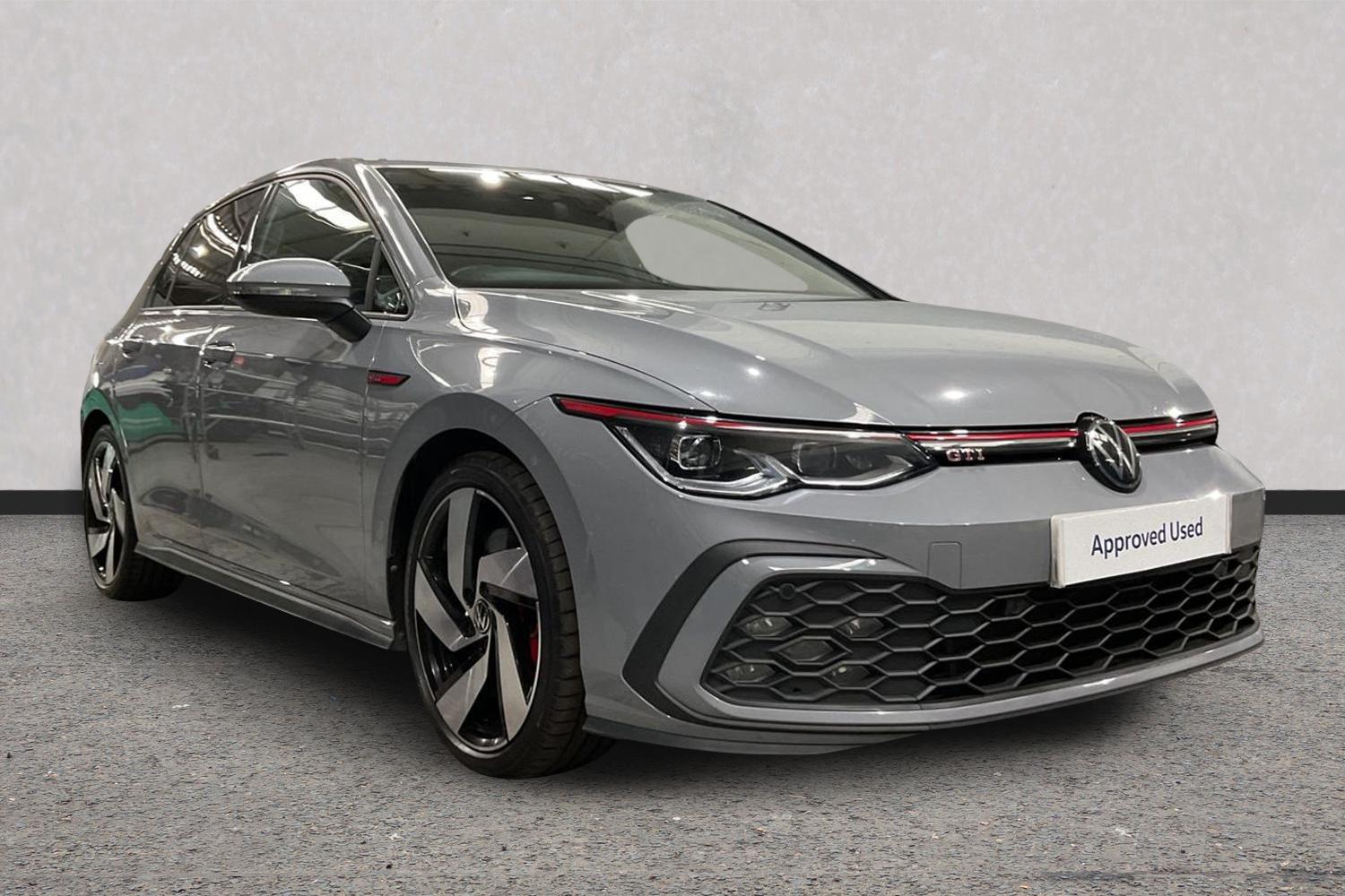 Main listing image - Volkswagen Golf