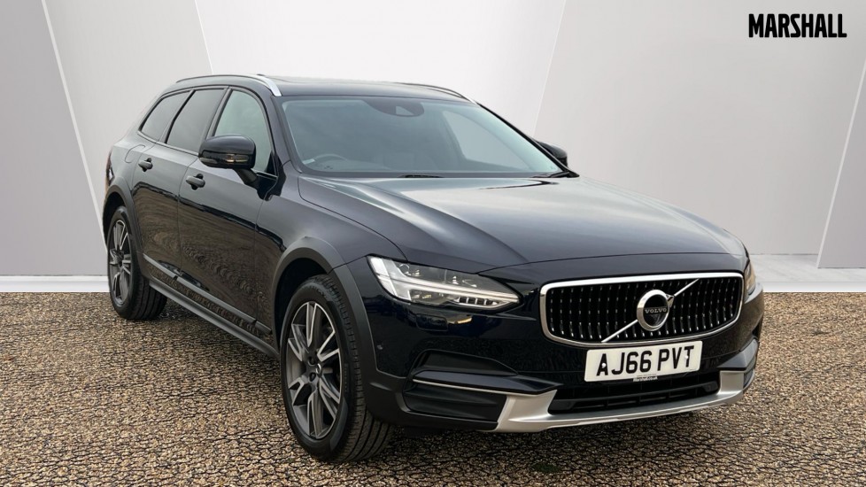 Main listing image - Volvo V90 Cross Country