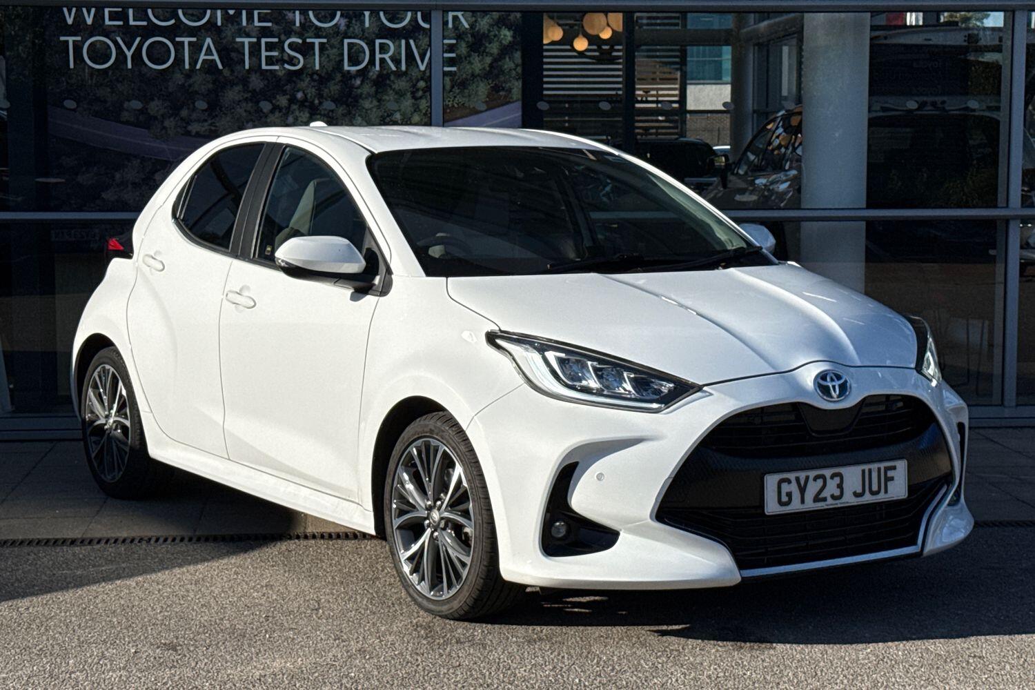 Main listing image - Toyota Yaris