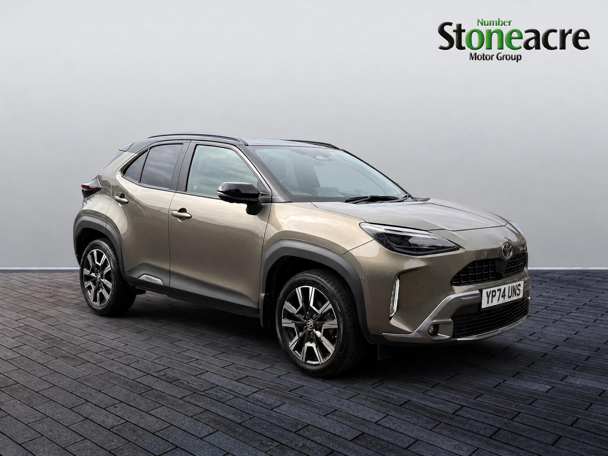 Main listing image - Toyota Yaris Cross