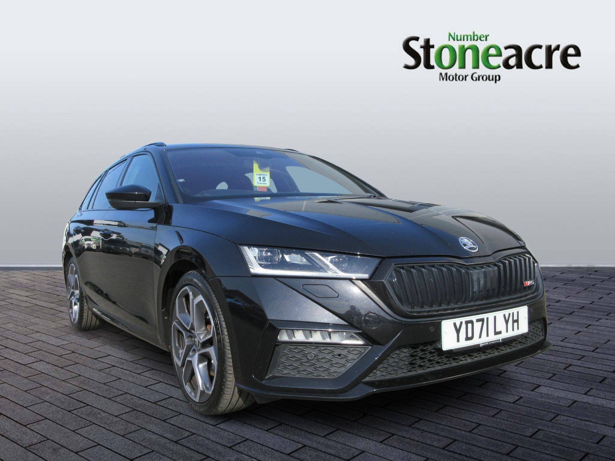 Main listing image - Skoda Octavia Estate