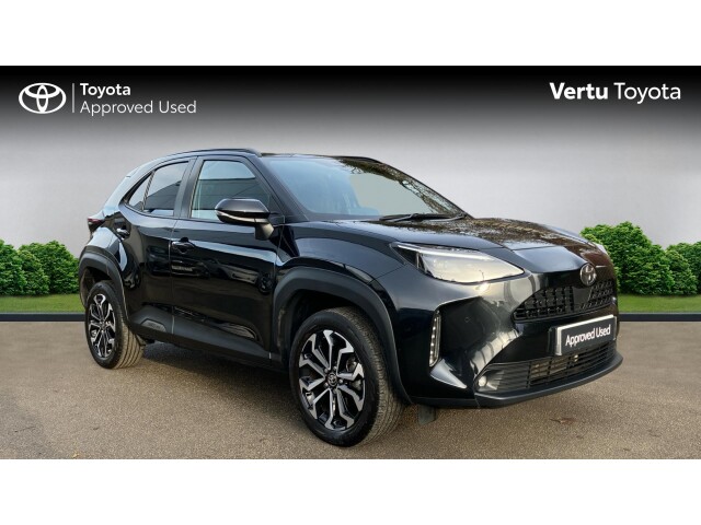 Main listing image - Toyota Yaris Cross