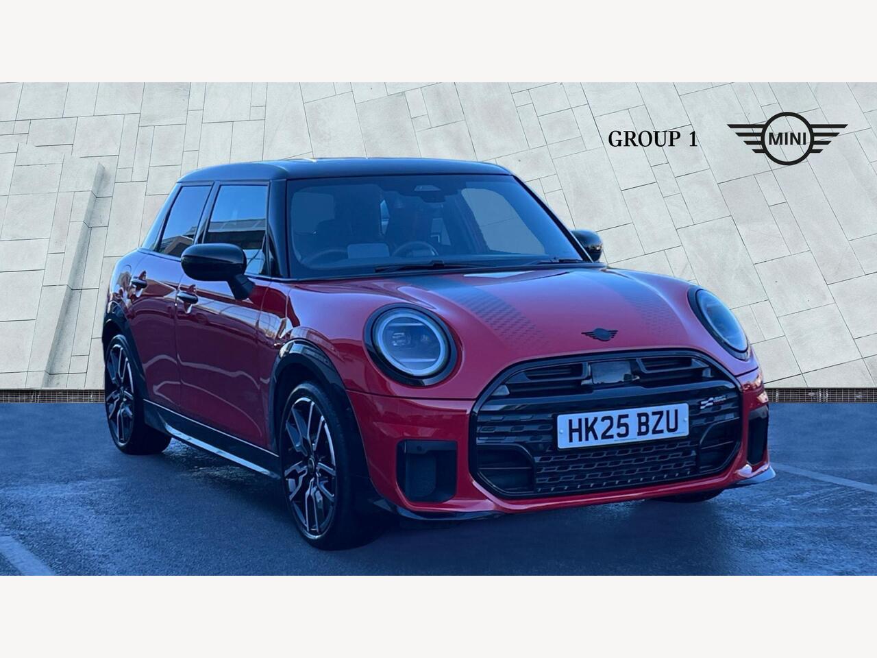 Main listing image - MINI Hatchback 5dr