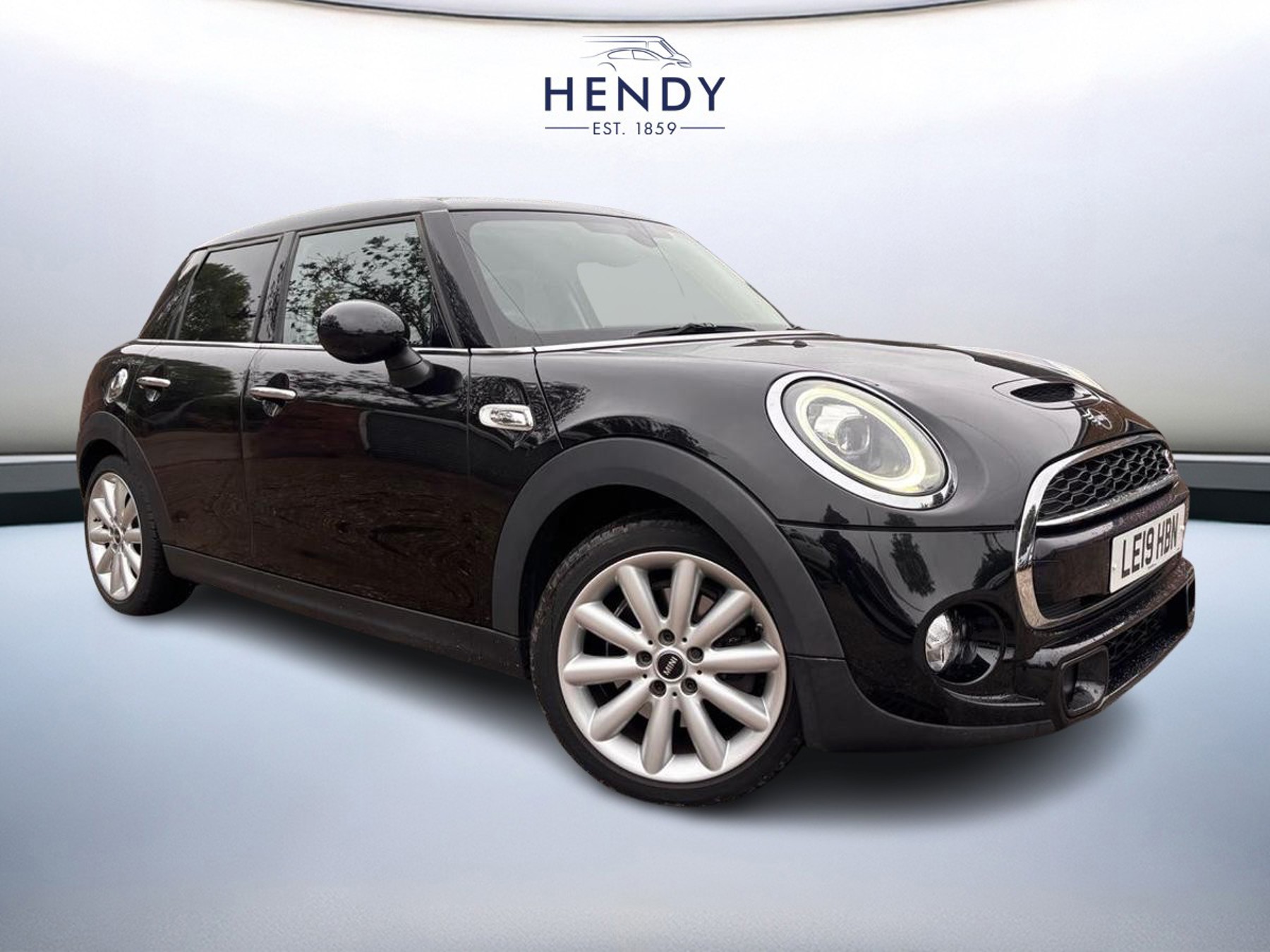 Main listing image - MINI Hatchback