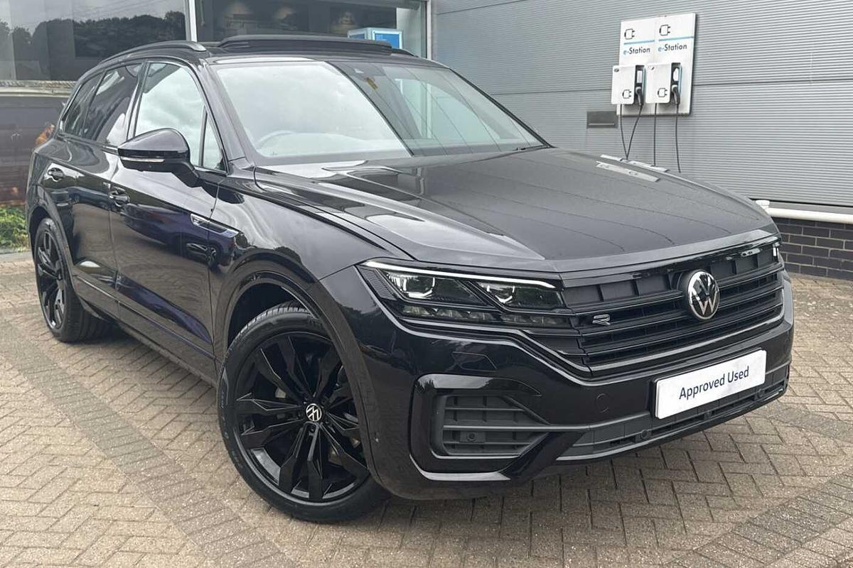 Main listing image - Volkswagen Touareg