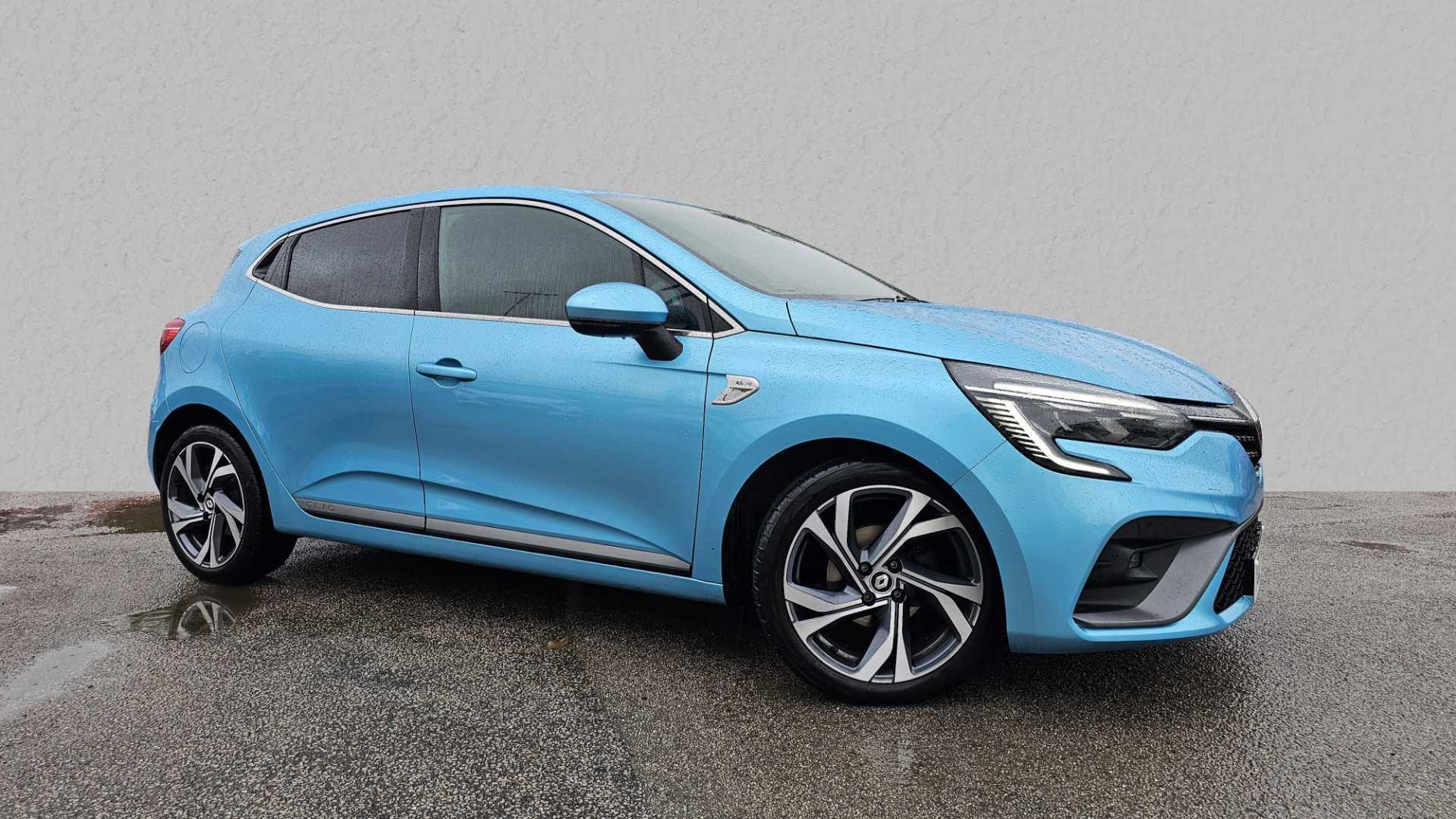 Main listing image - Renault Clio