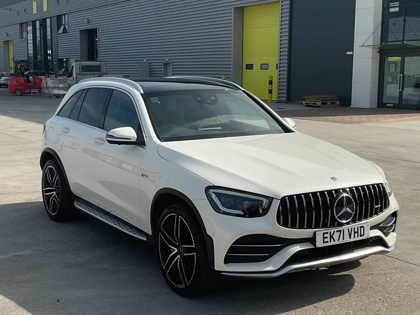Main listing image - Mercedes-Benz GLC