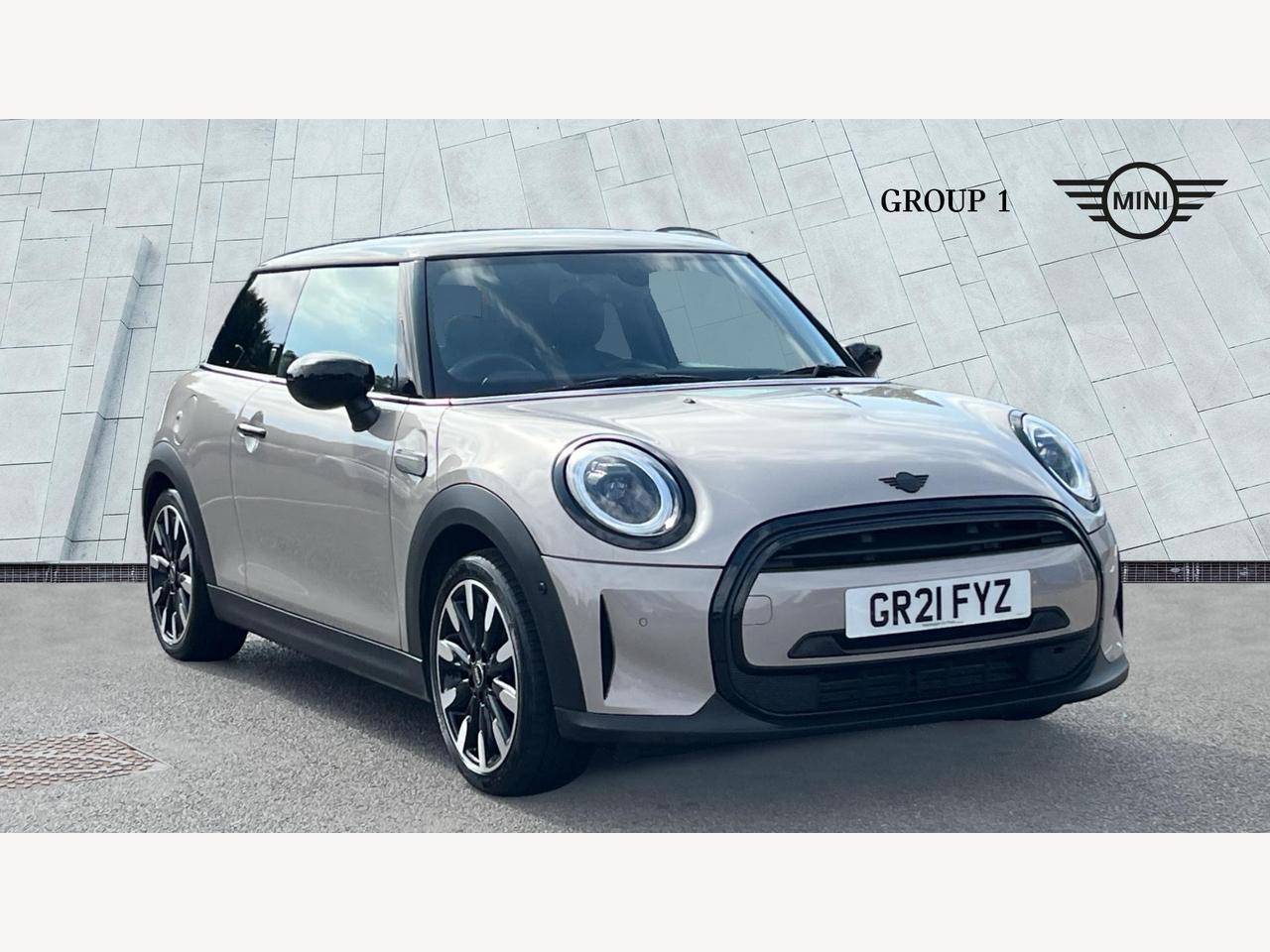 Main listing image - MINI Hatchback