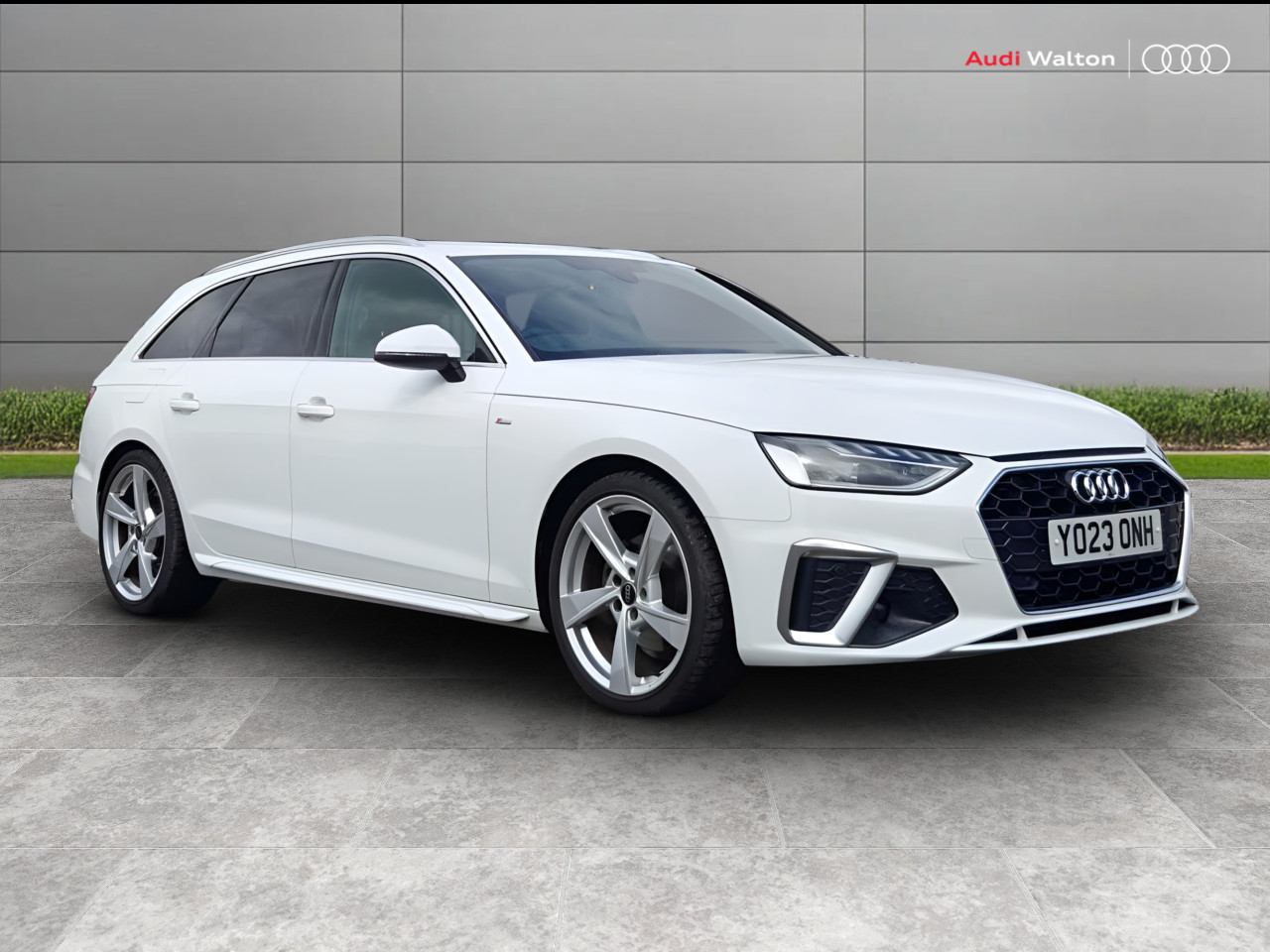Main listing image - Audi A4 Avant