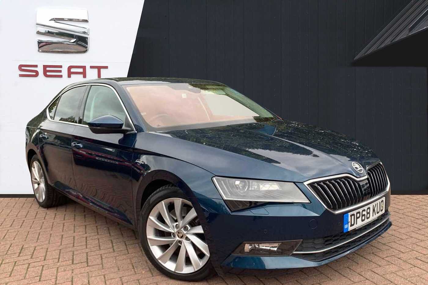Main listing image - Skoda Superb