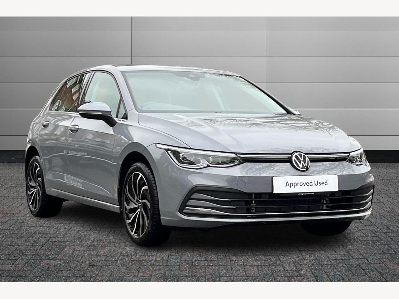 Main listing image - Volkswagen Golf