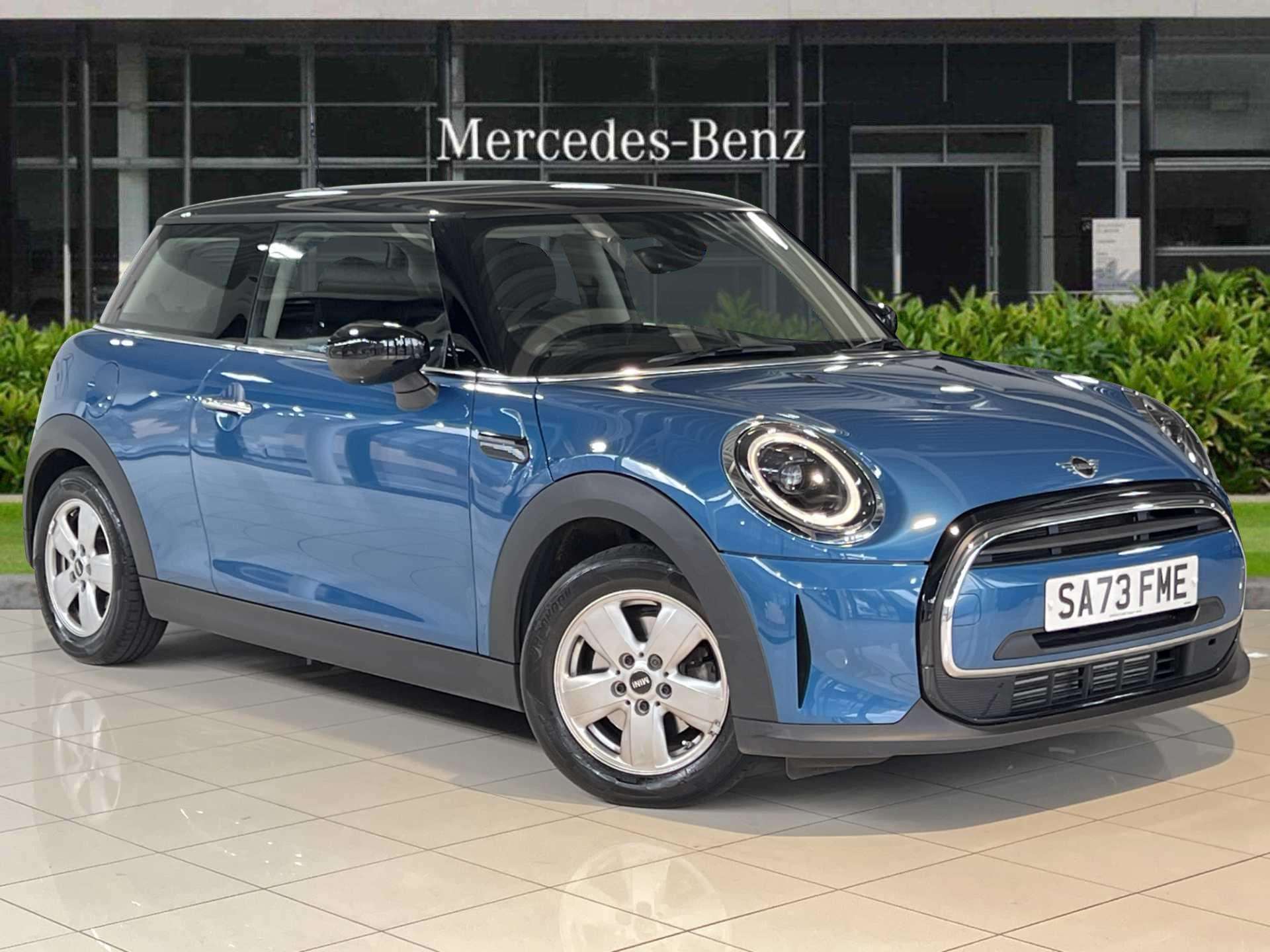 Main listing image - MINI Hatchback