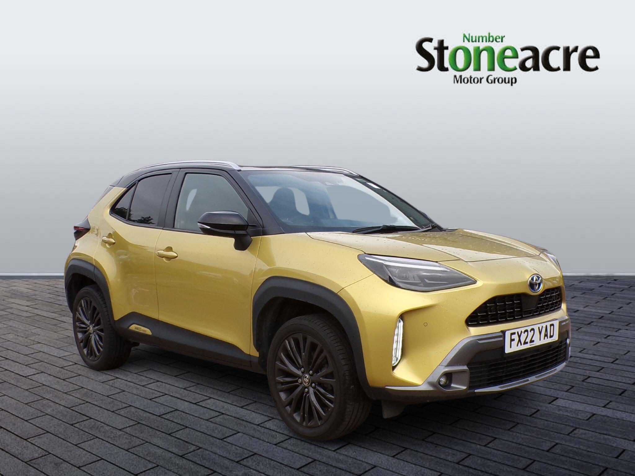 Main listing image - Toyota Yaris Cross