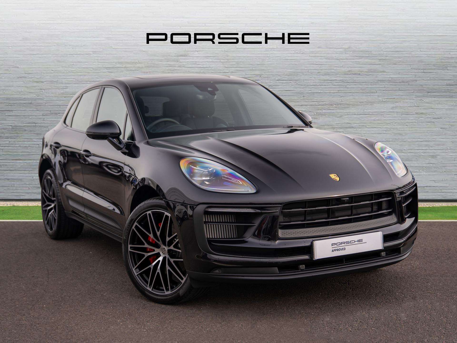 Main listing image - Porsche Macan