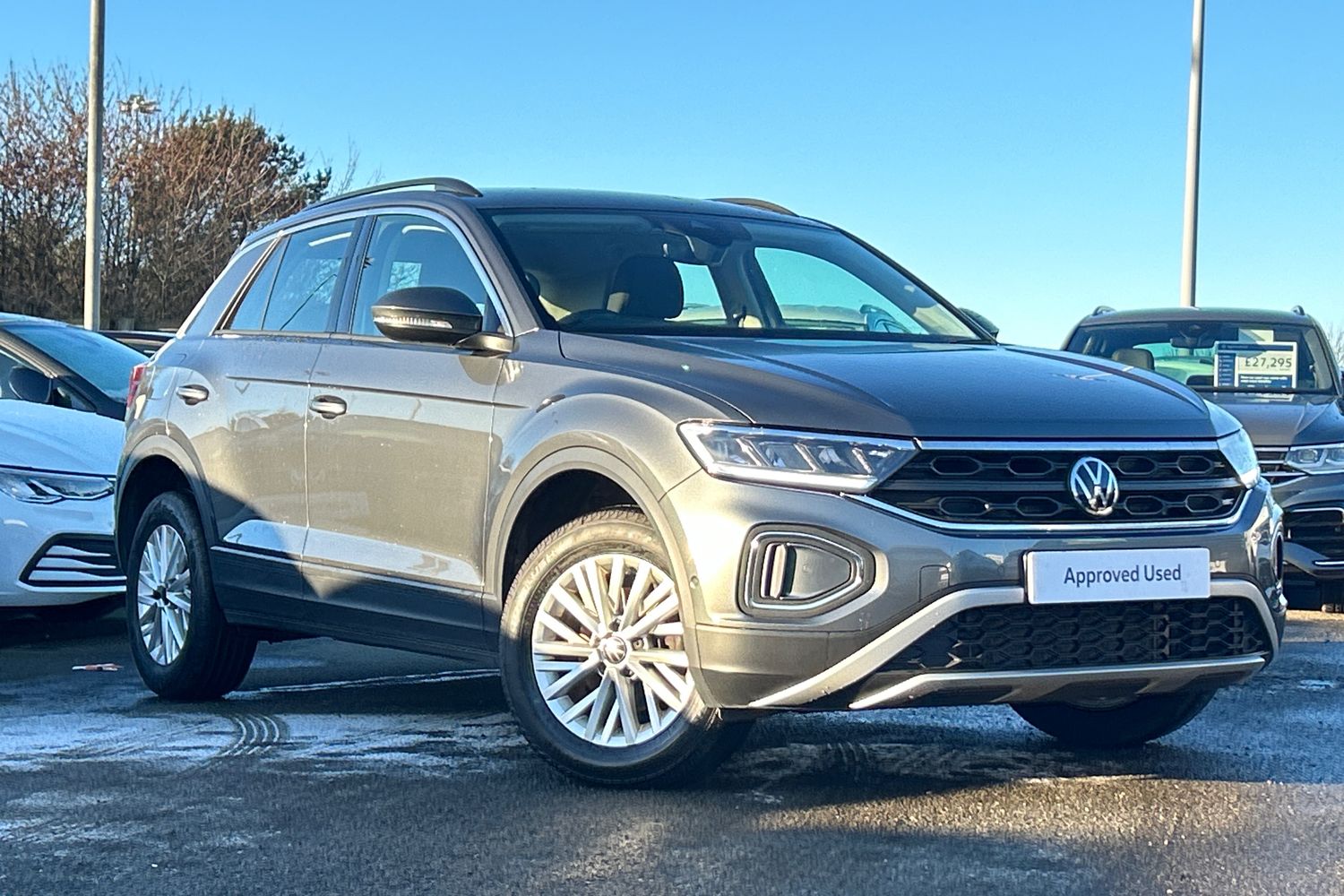 Main listing image - Volkswagen T-Roc