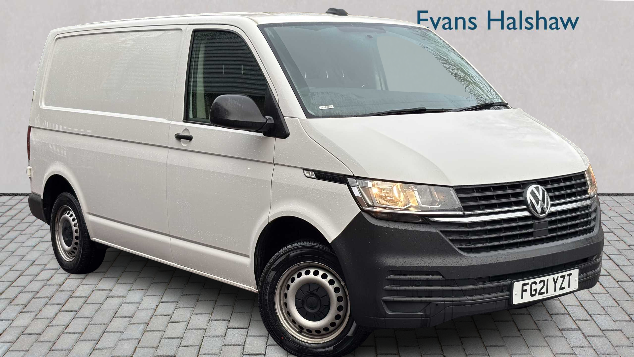 Main listing image - Volkswagen Transporter