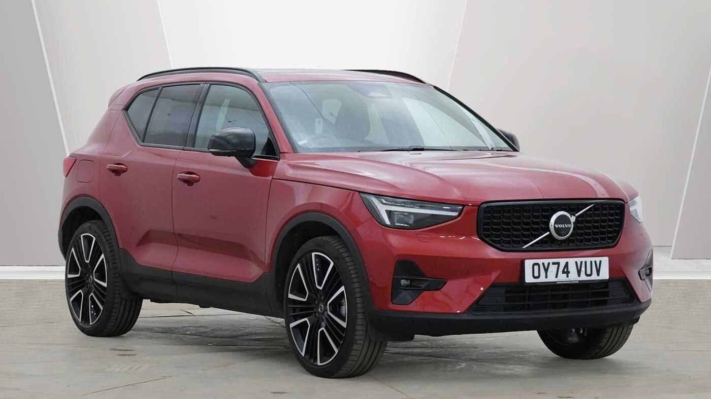 Main listing image - Volvo XC40