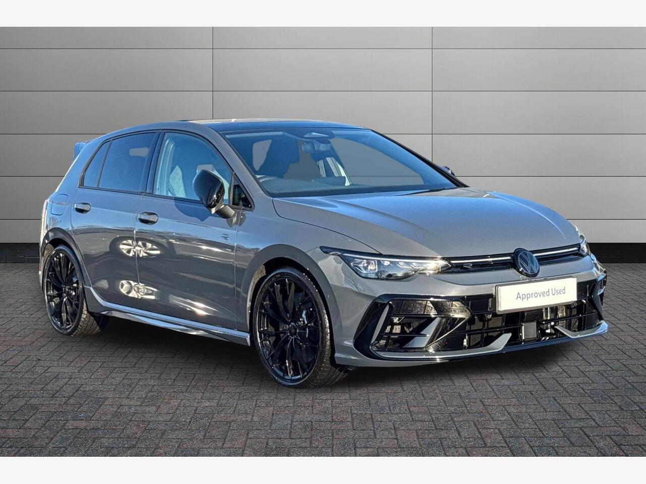 Main listing image - Volkswagen Golf R