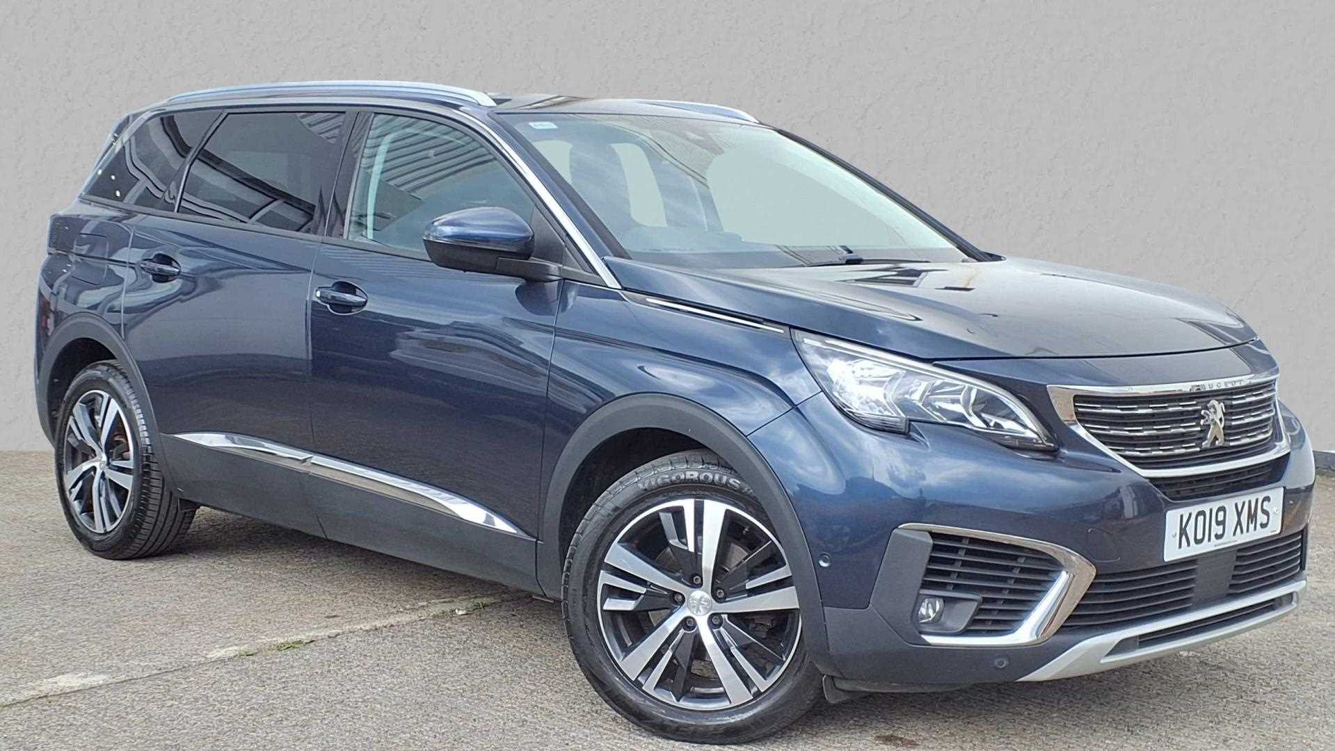 Main listing image - Peugeot 5008