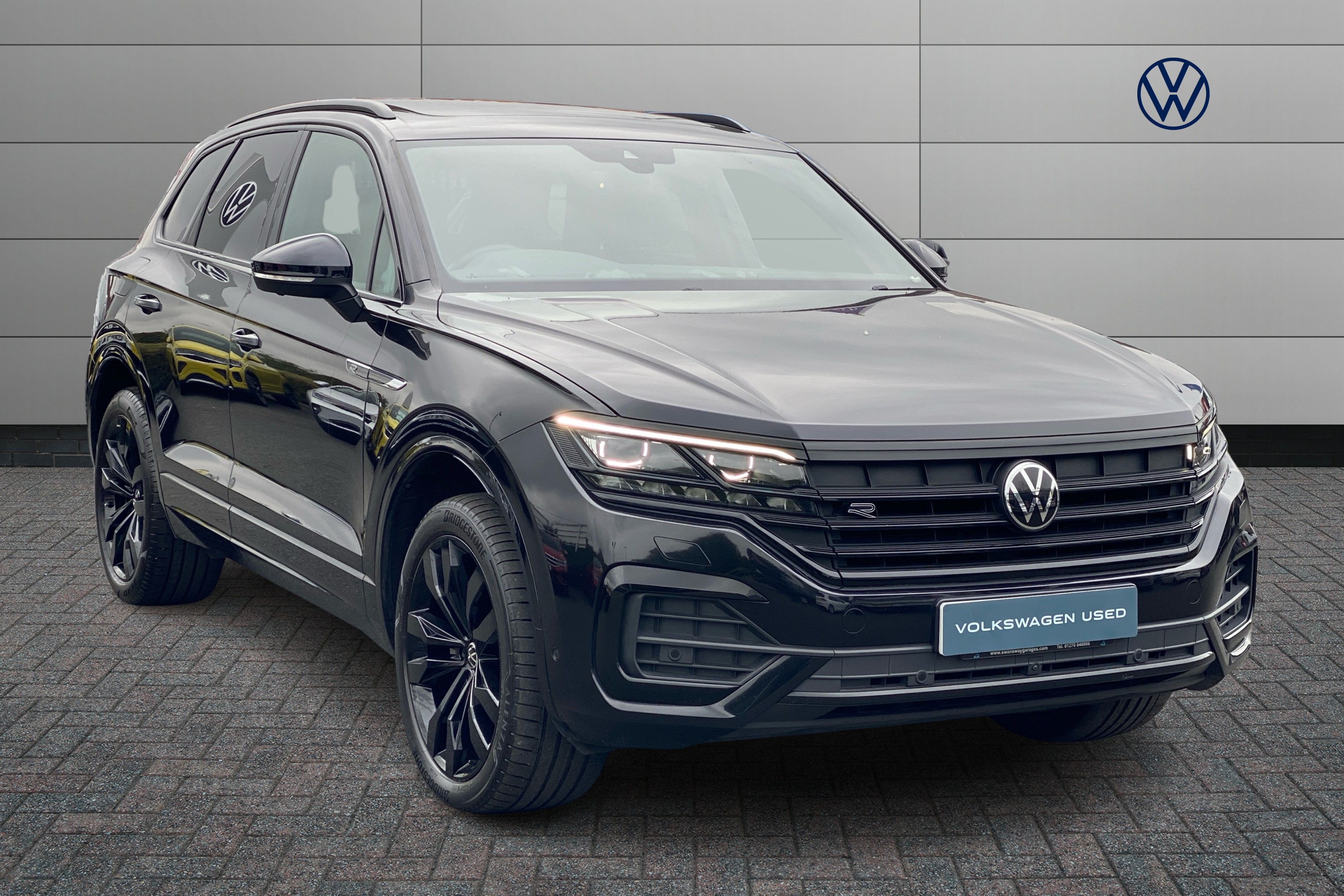 Main listing image - Volkswagen Touareg