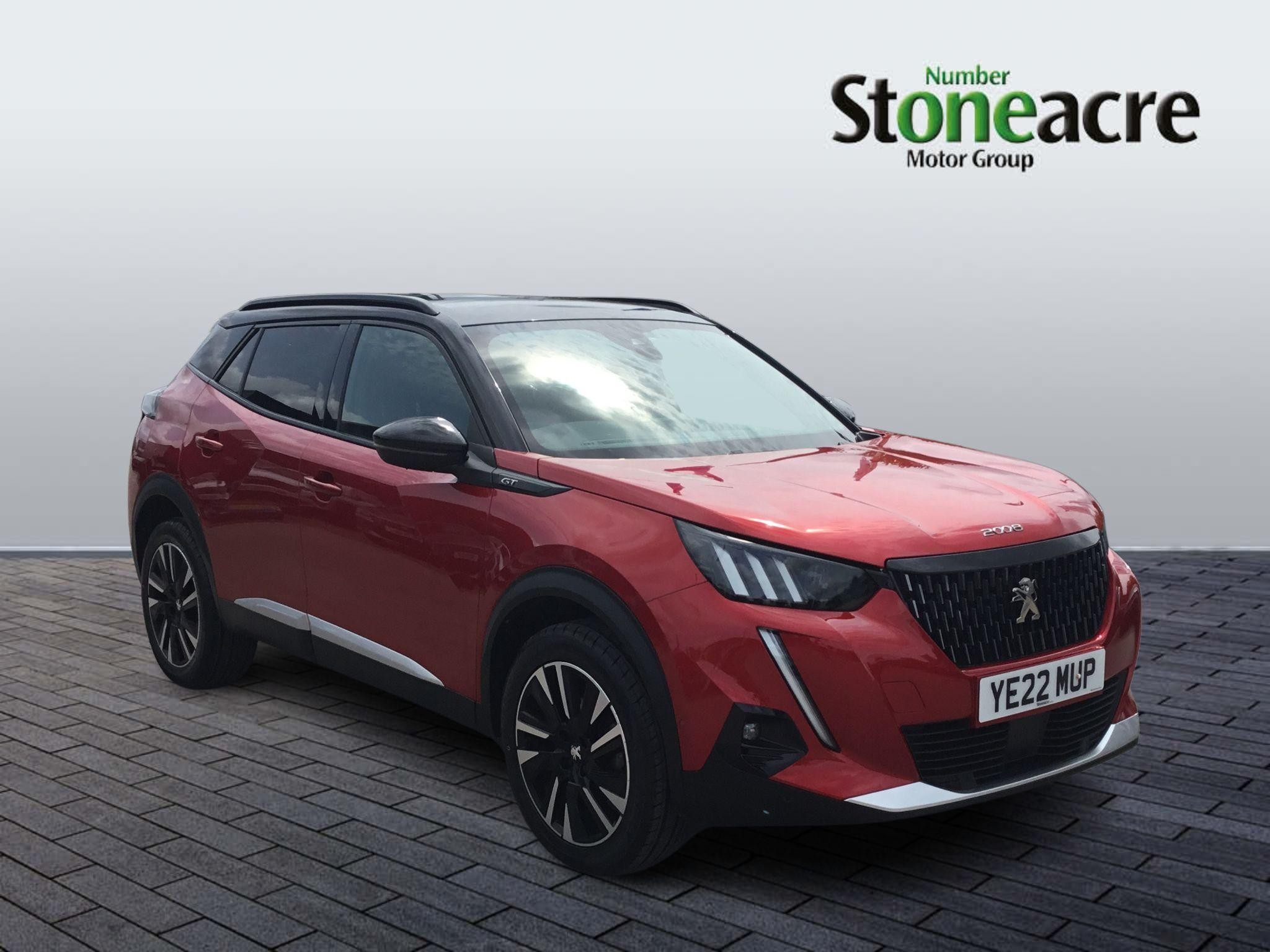 Main listing image - Peugeot 2008