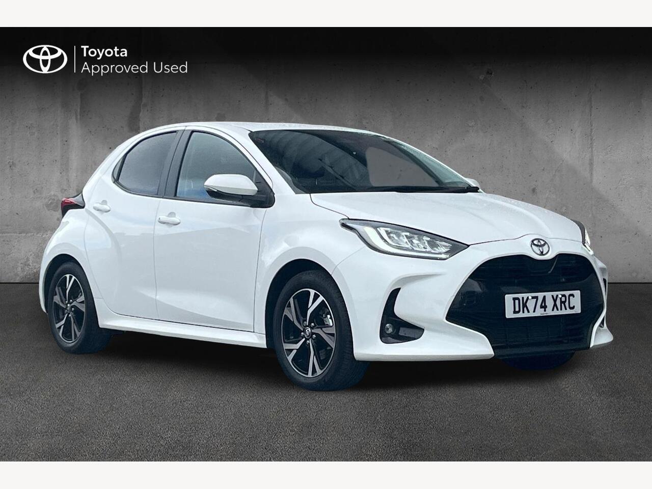 Main listing image - Toyota Yaris
