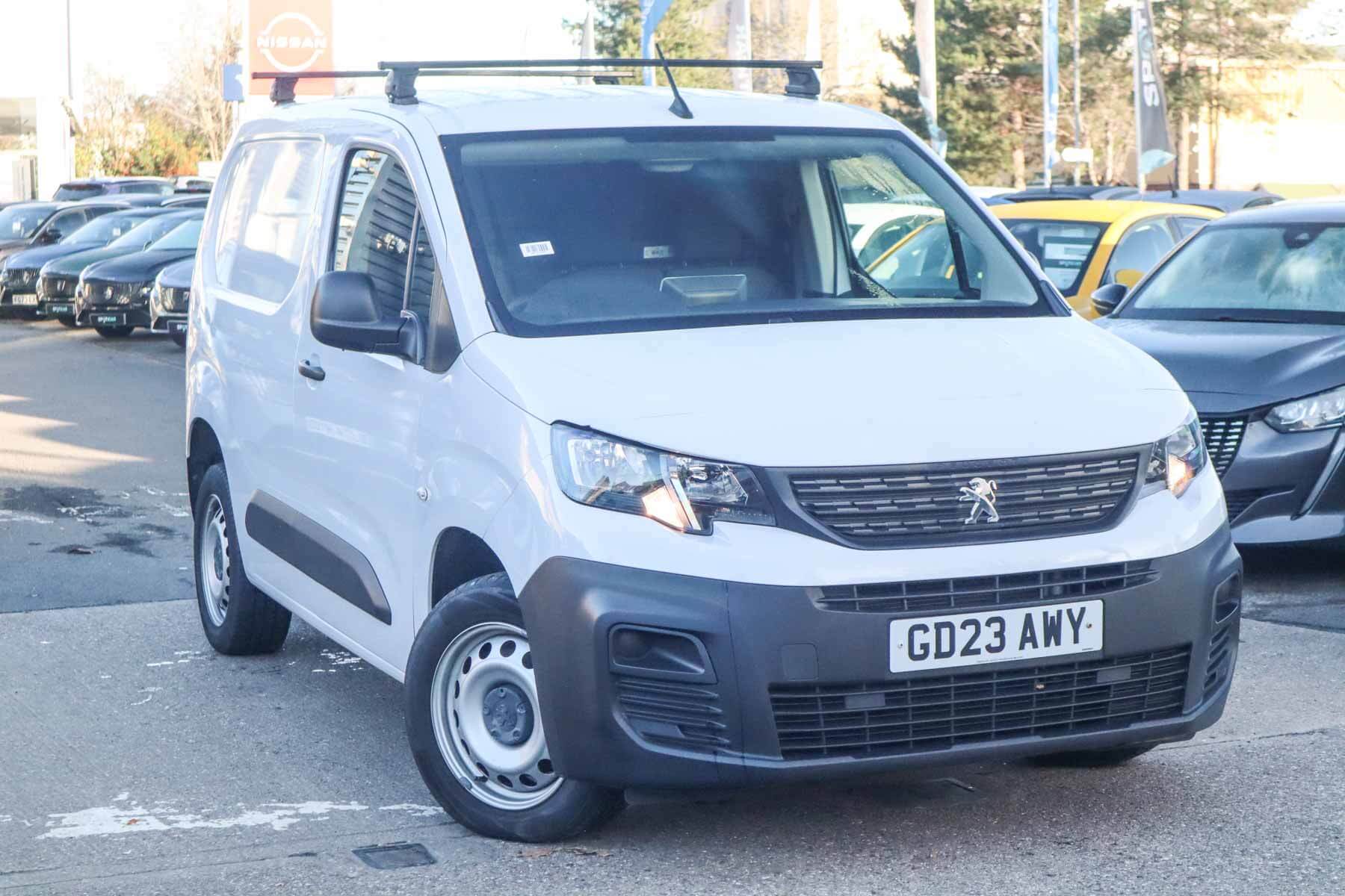 Main listing image - Peugeot Partner