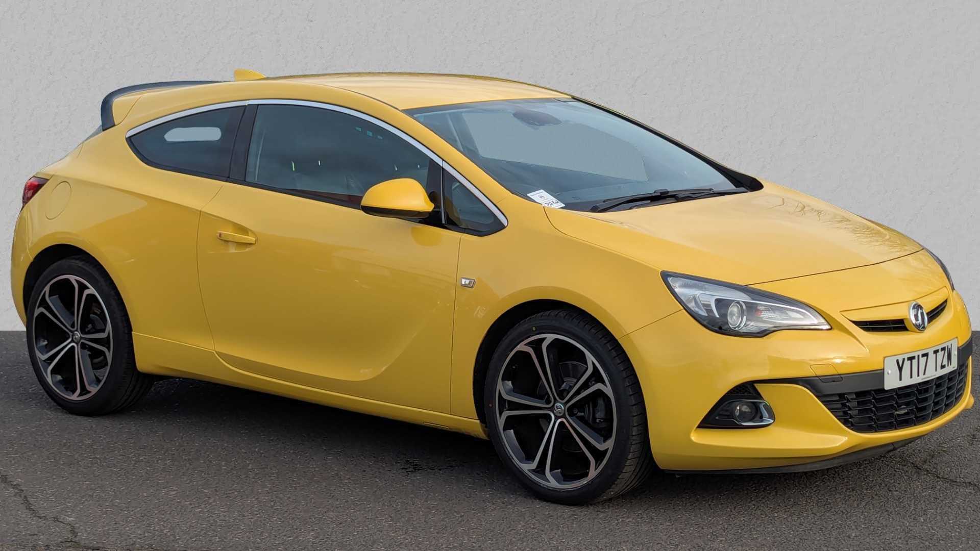 Main listing image - Vauxhall GTC