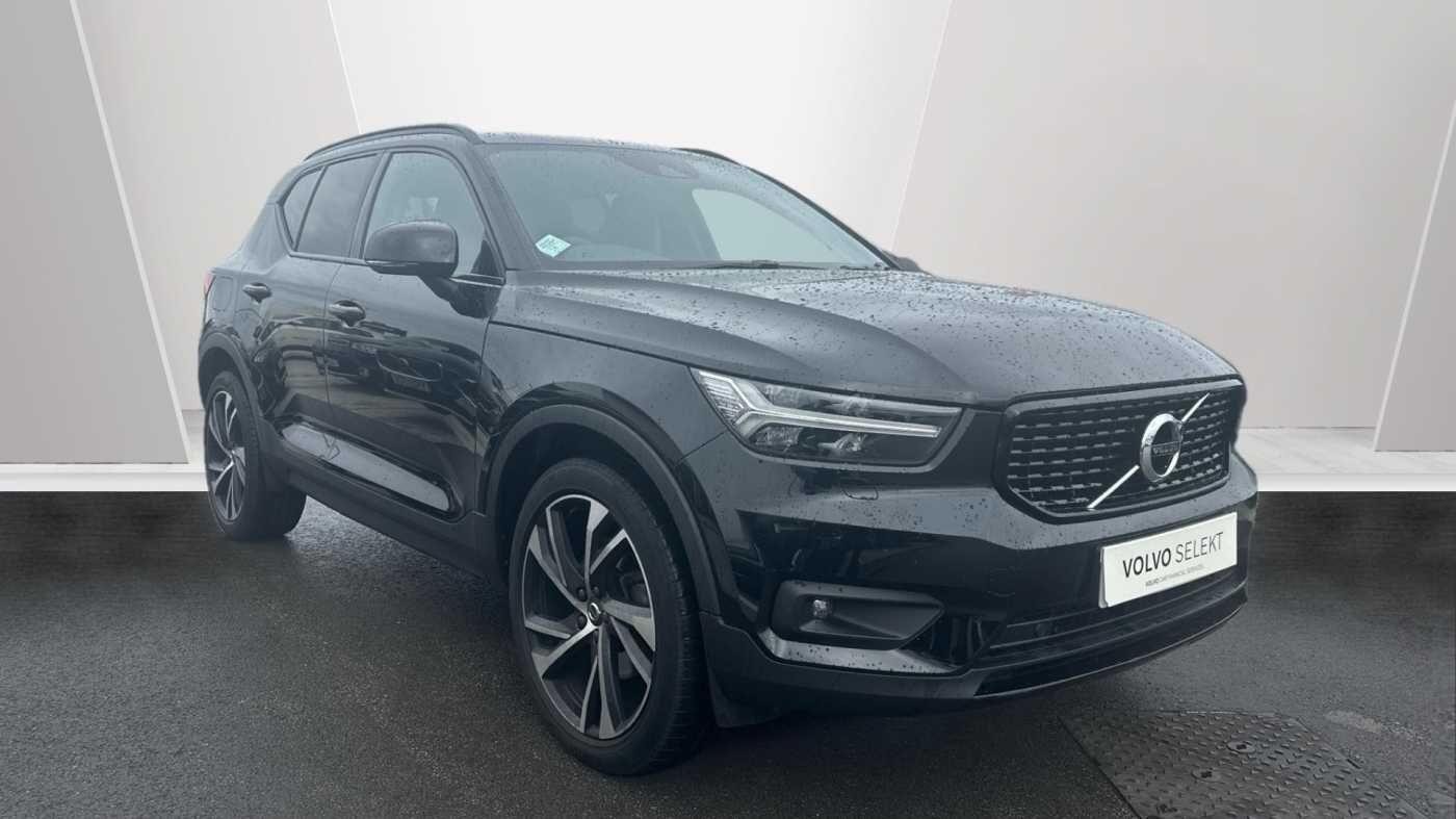 Main listing image - Volvo XC40