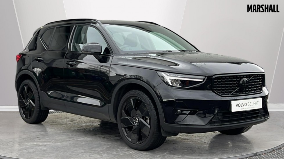 Main listing image - Volvo XC40