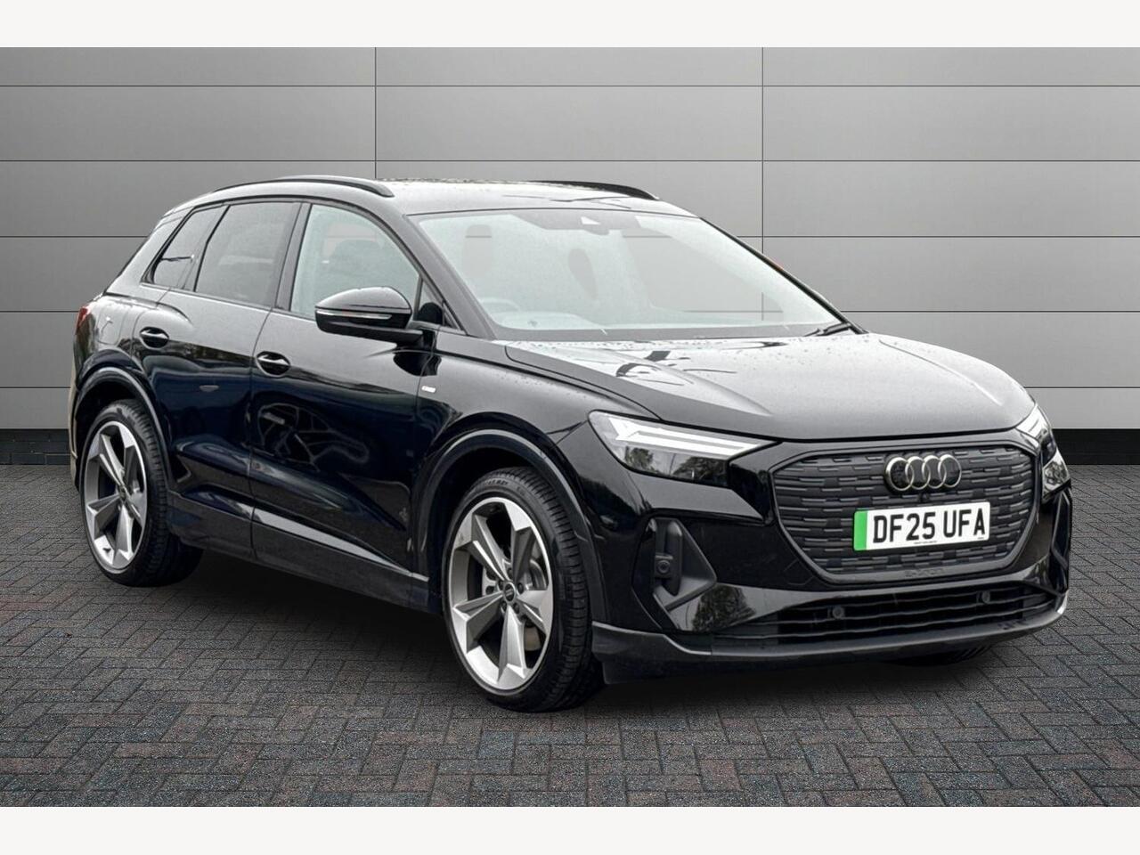 Main listing image - Audi Q4