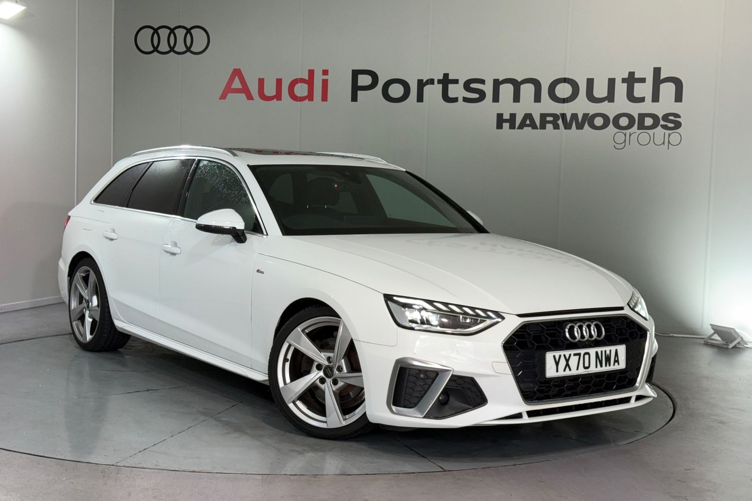 Main listing image - Audi A4 Avant