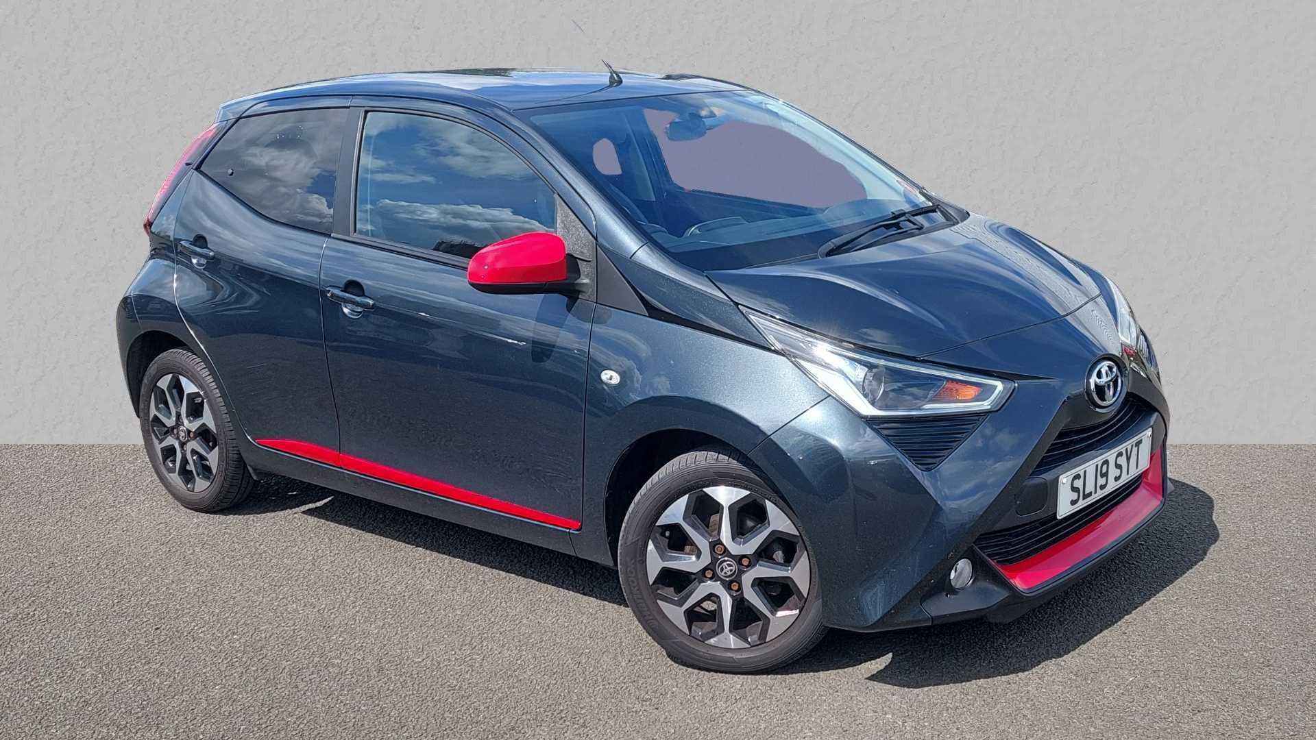 Main listing image - Toyota Aygo