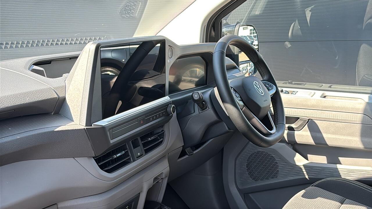 Main listing image - Volkswagen Transporter