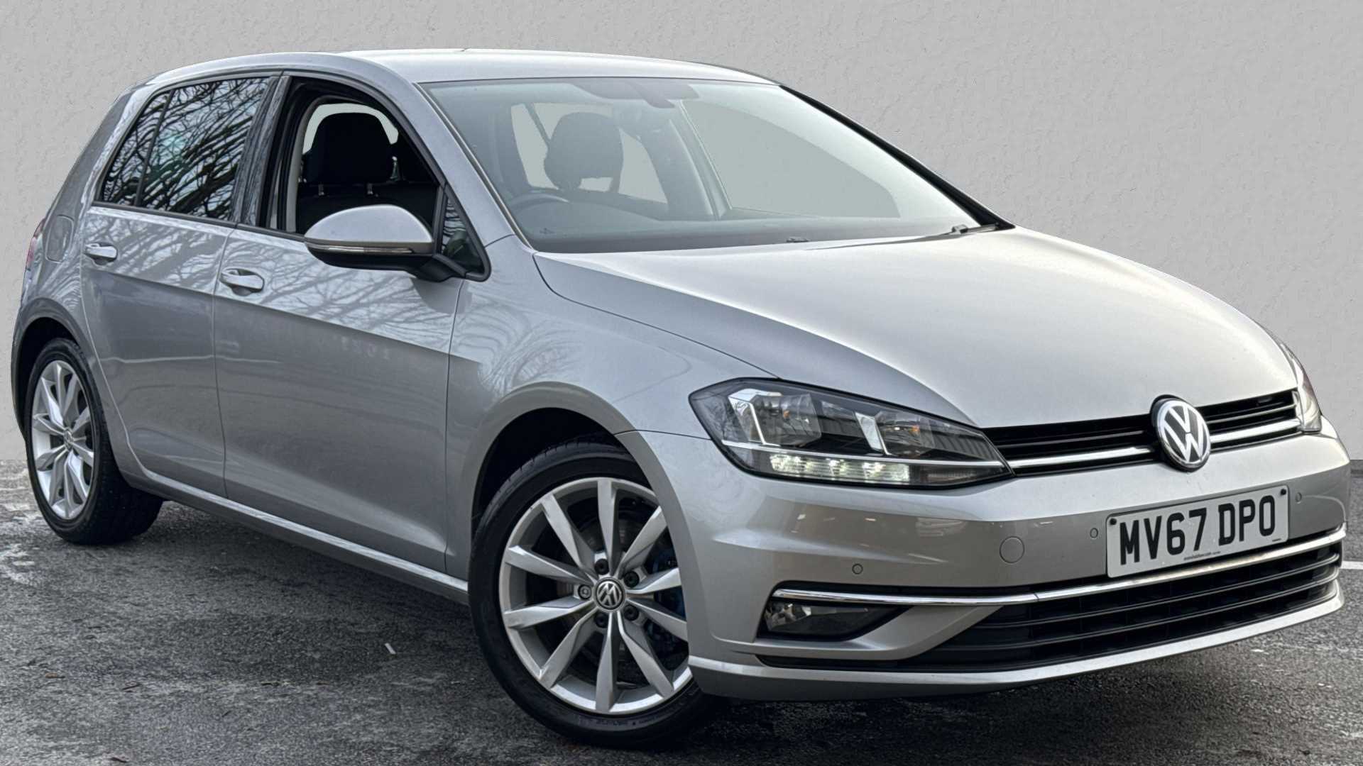 Main listing image - Volkswagen Golf